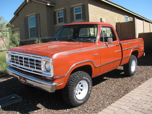 1976 Dodge Power Wagon 4x4 shortbed