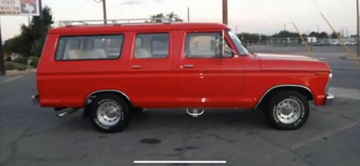 1976 Ford Carryall B100