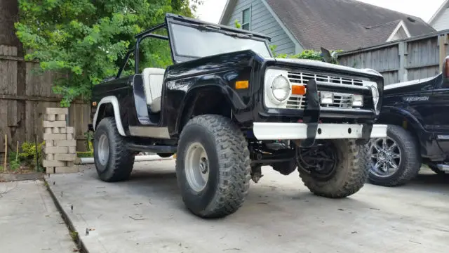 1976 Ford Bronco 4x4 Sport