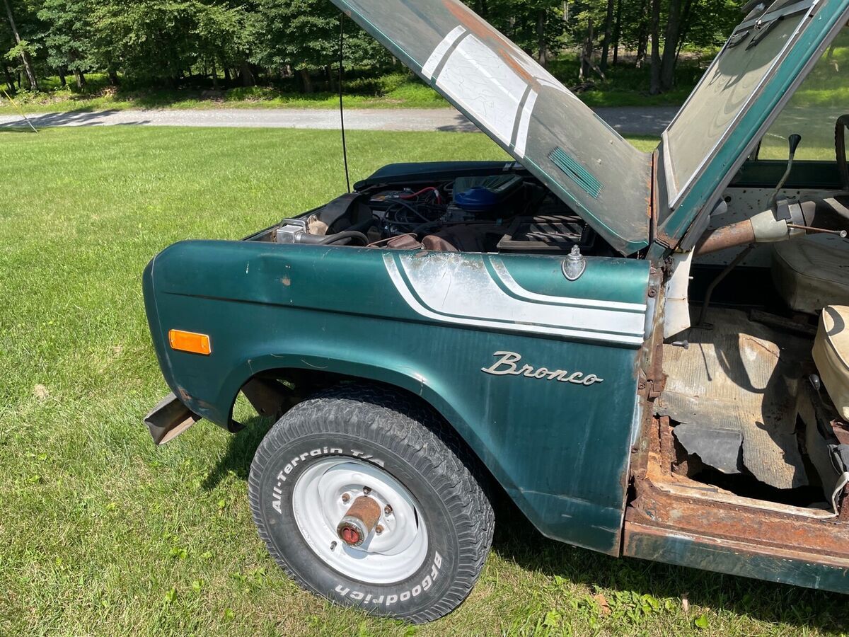 1976 Ford Bronco unlnown