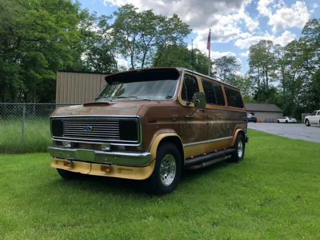 1976 Ford E-Series Van