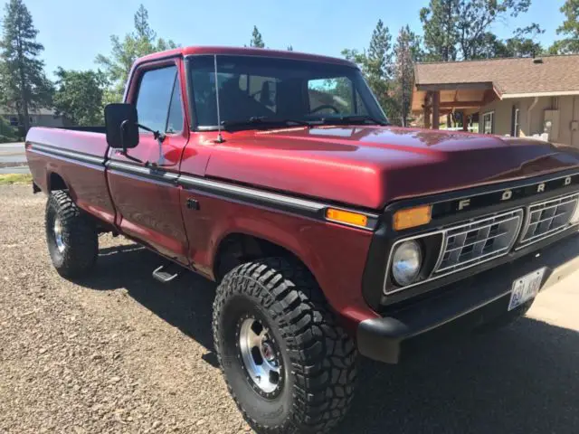 1976 Ford F-100 Base