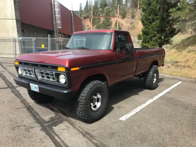 1976 Ford F-100 Base