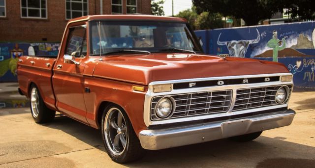 1976 Ford F-100 Custom Cab