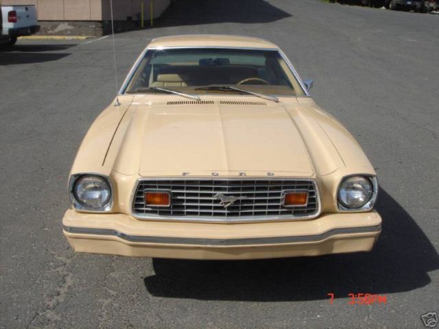 1976 Ford Mustang MPG