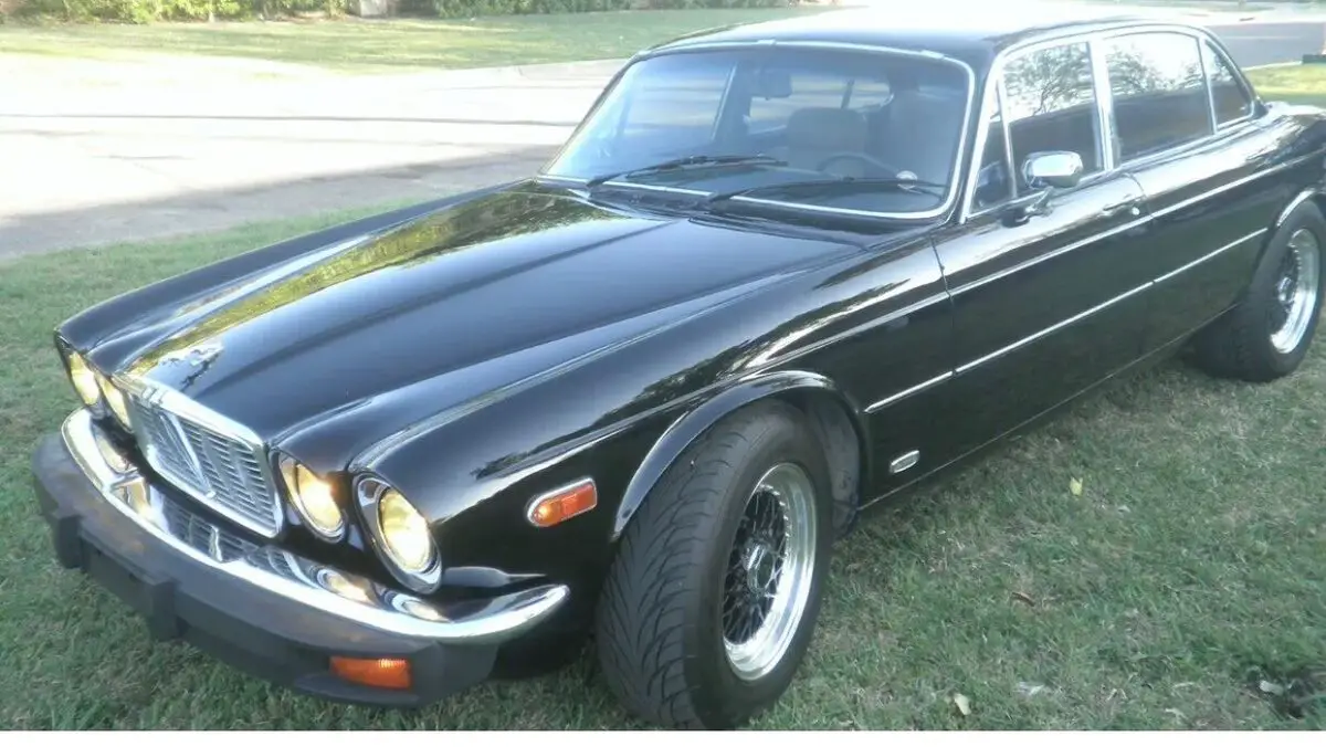 1976 Jaguar XJ6 XJ