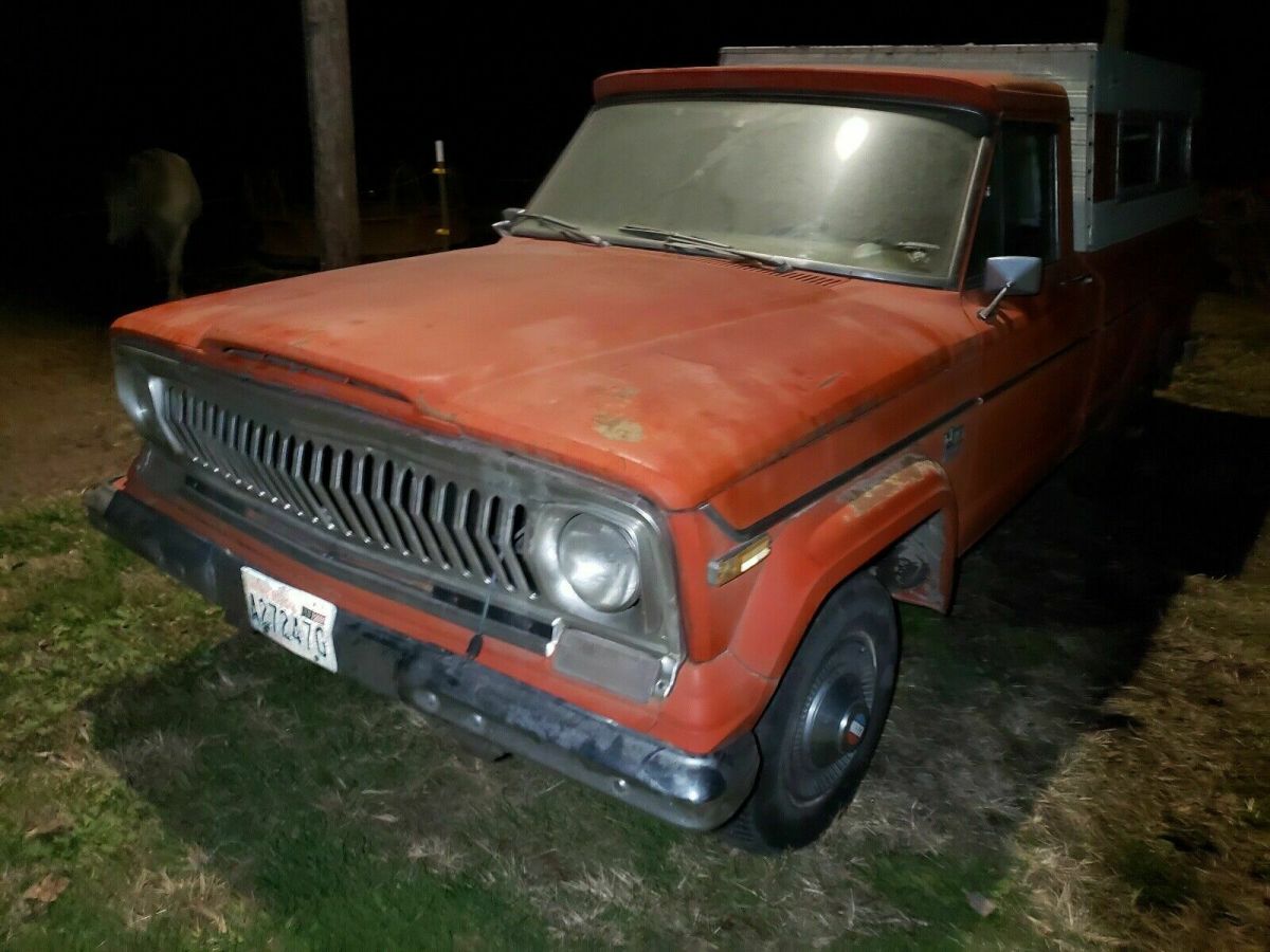 1976 Jeep J10 Gladiator