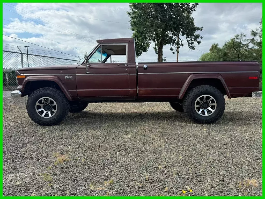 1976 Jeep J20 4WD Pickup