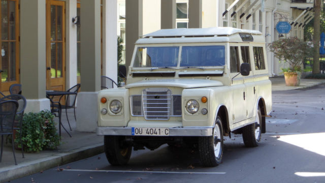 1976 Land Rover Defender 5 door left hand drive