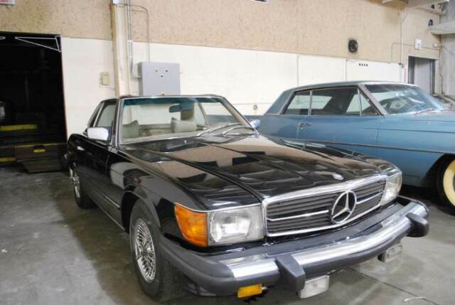 1976 Mercedes-Benz 400-Series 450 SL Roadster