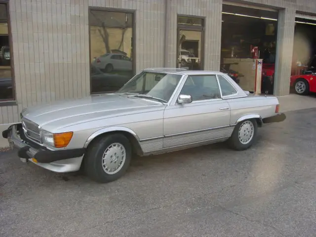 1976 Mercedes-Benz SL-Class