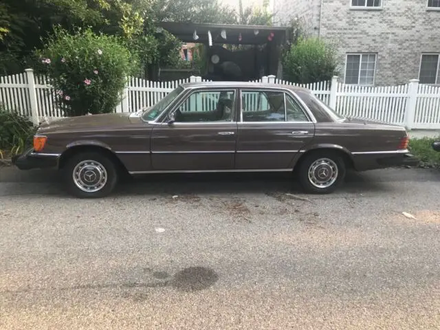 1976 Mercedes-Benz 280 S