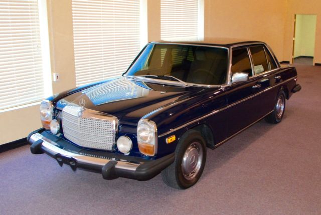 1976 Mercedes-Benz 300-Series