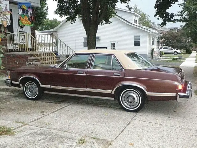 1976 Mercury Monarch Ghia