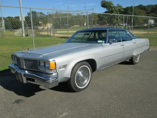 1976 Oldsmobile Ninety-Eight REGENCY