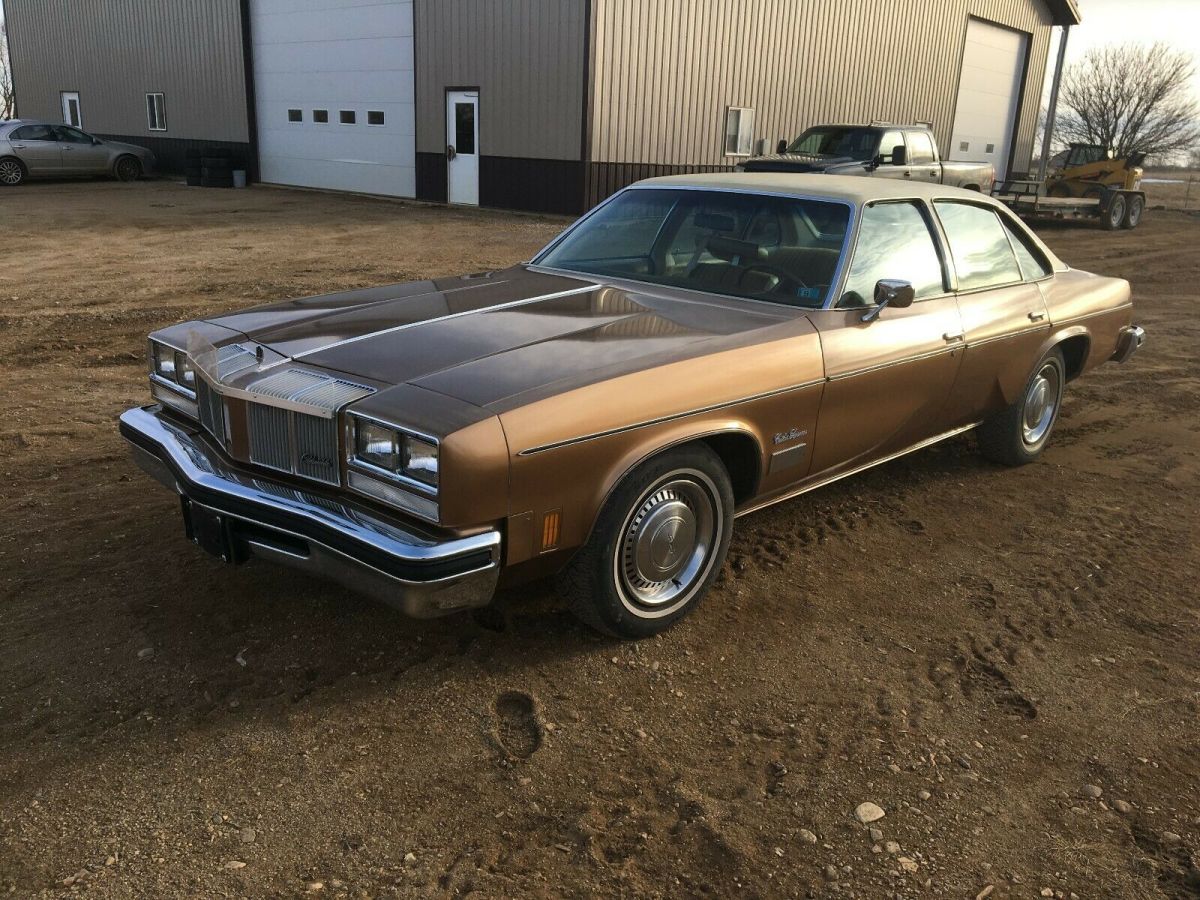 1976 Oldsmobile Cutlass CUTLASS