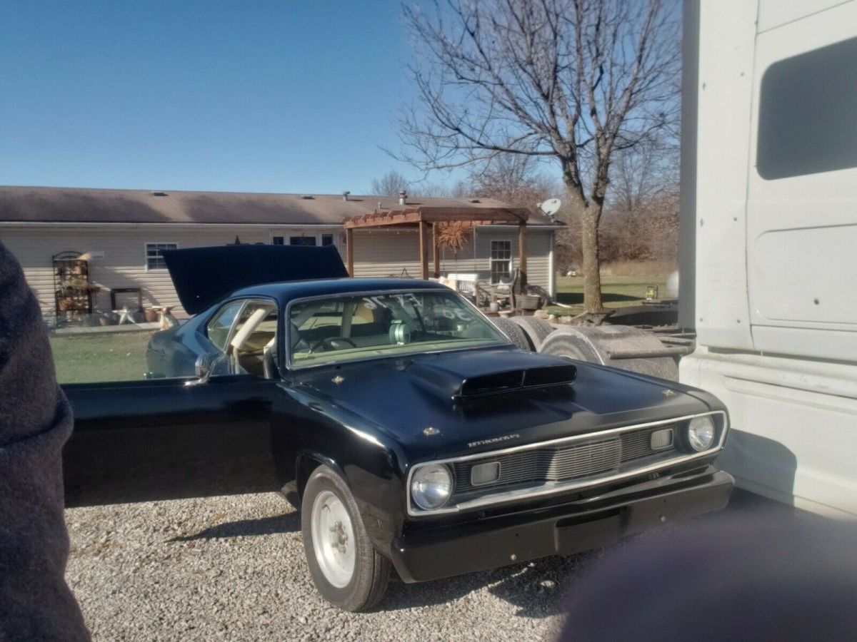 1976 Plymouth Duster