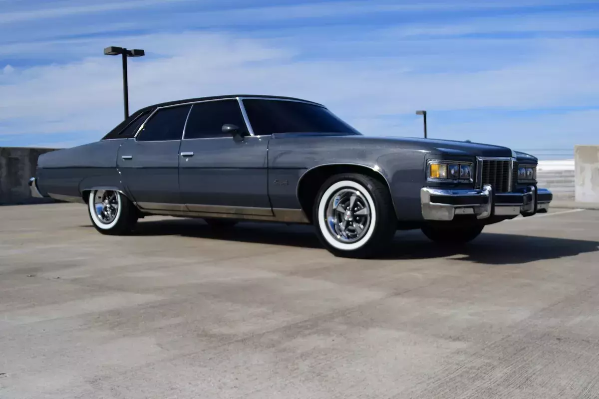 1976 Pontiac Bonneville