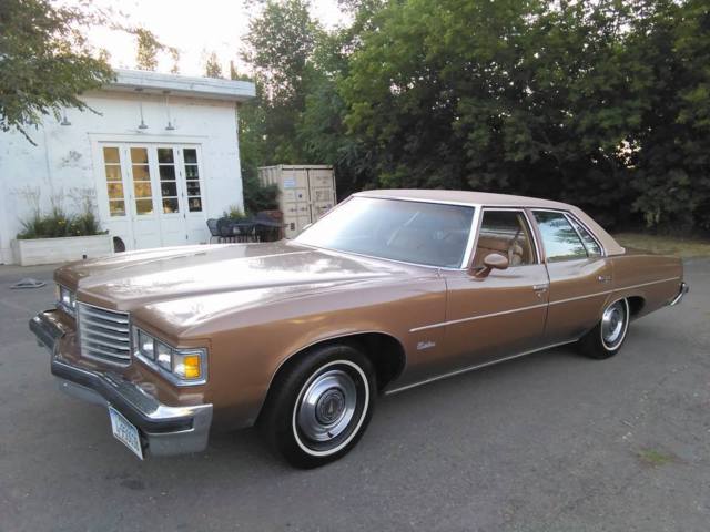 1976 Pontiac Catalina Custom