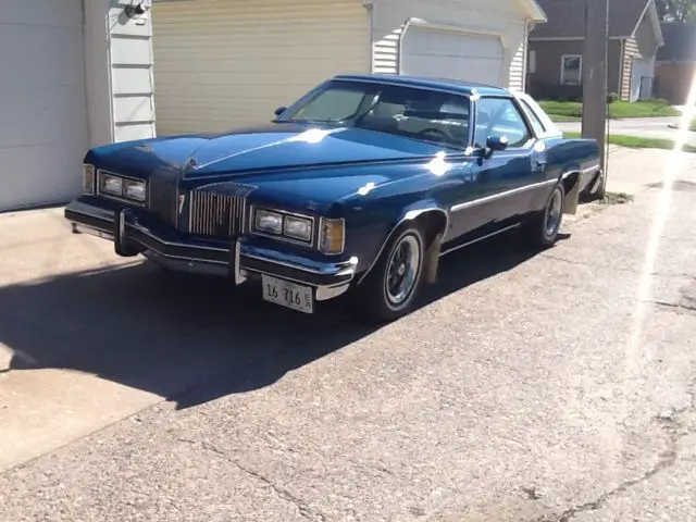 1976 Pontiac Grand Prix