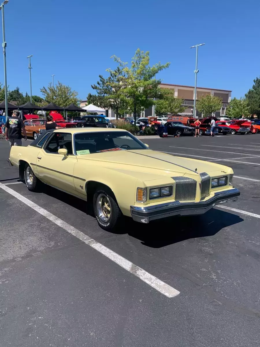 1976 Pontiac Grand Prix sj