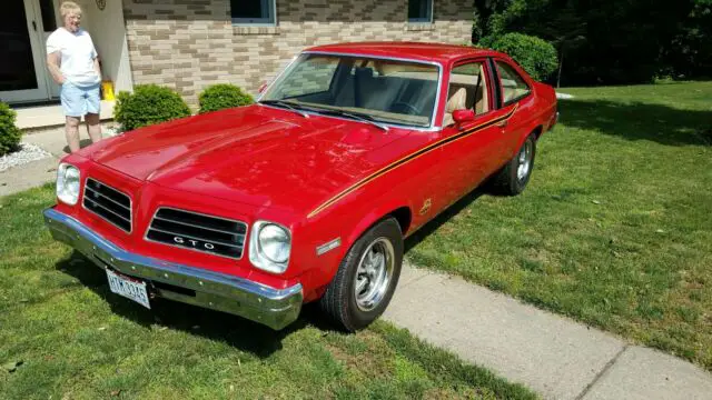 1976 Pontiac GTO VENTURA