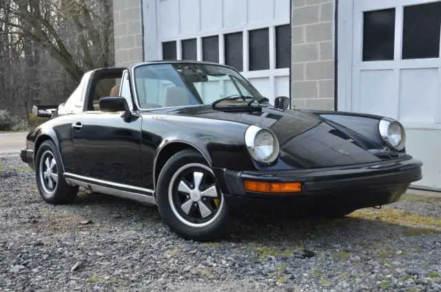 1976 Porsche 911 Targa