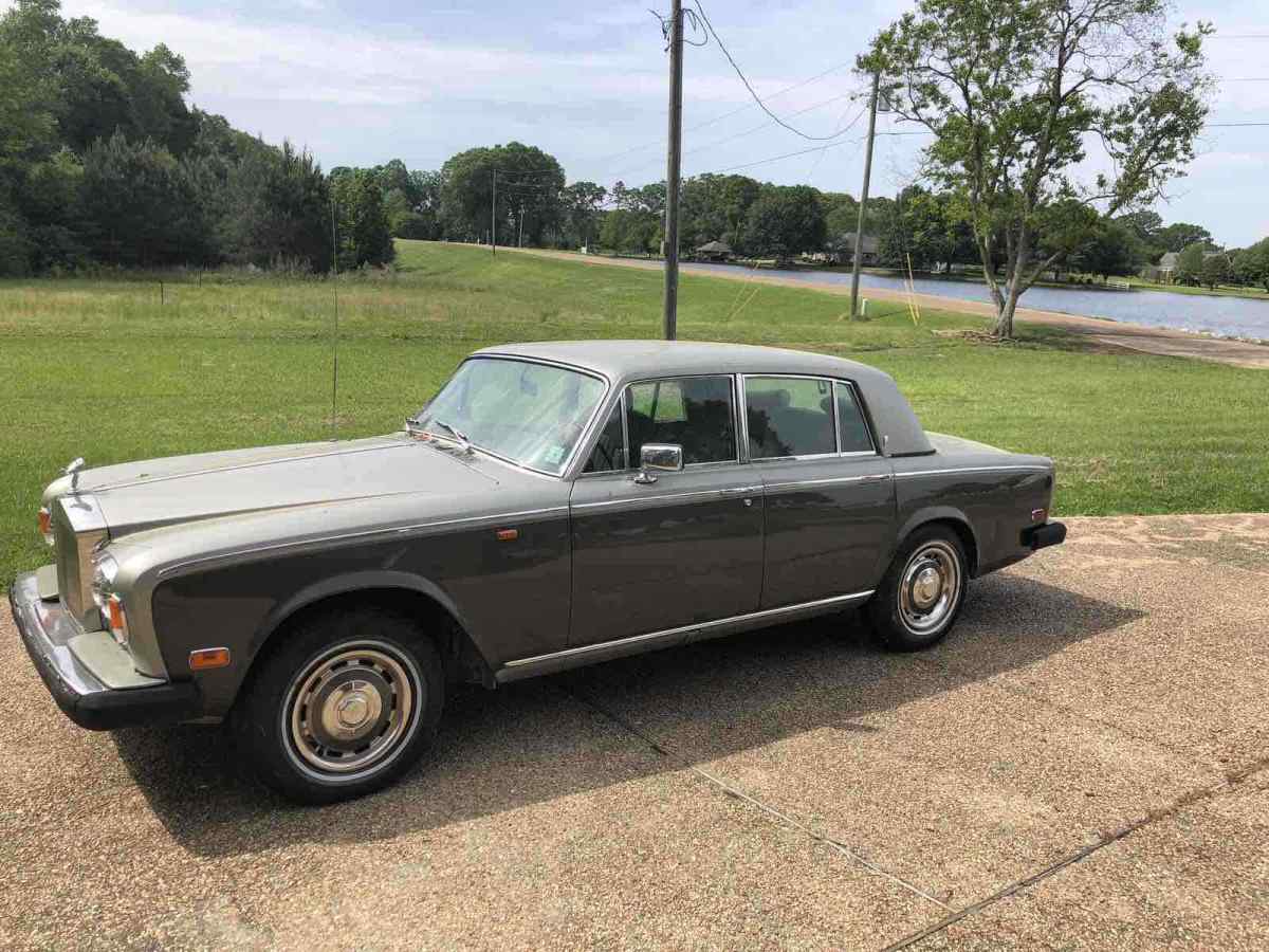 1976 Rolls-Royce Silver Shadow