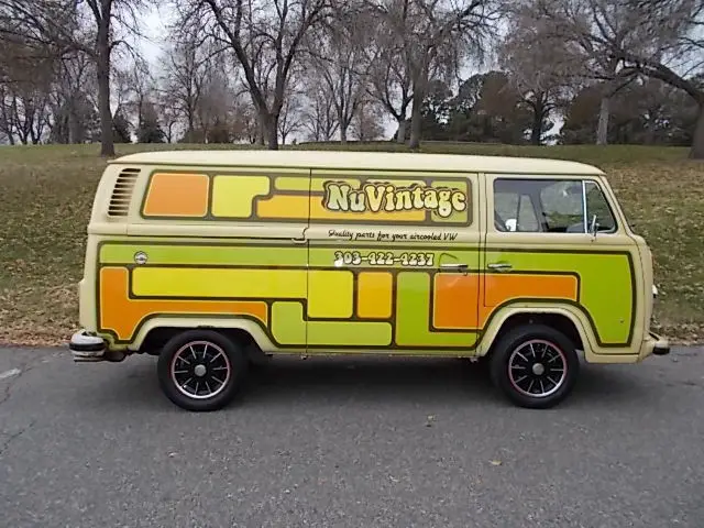 1976 Volkswagen Bus/Vanagon