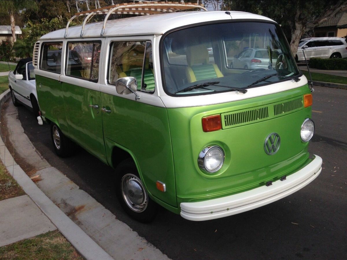 1976 Volkswagen Bus/Vanagon Riviera Camper Type2 Bay Window