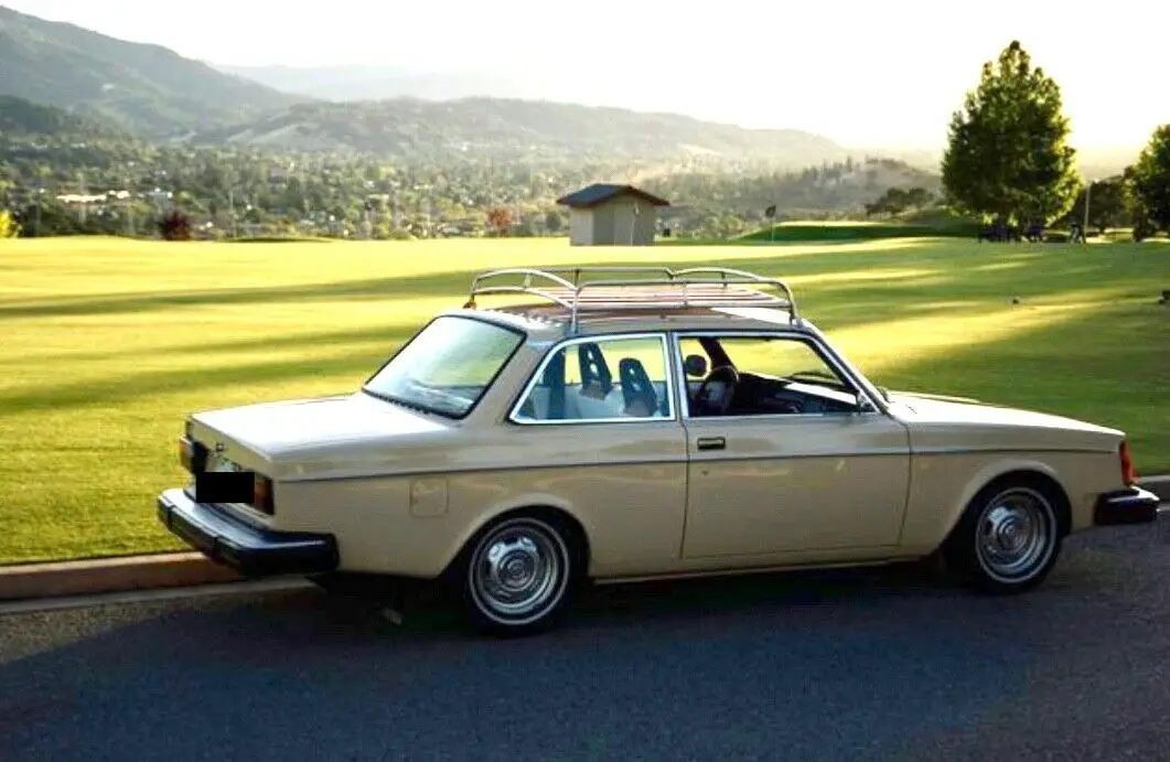 1976 Volvo 240