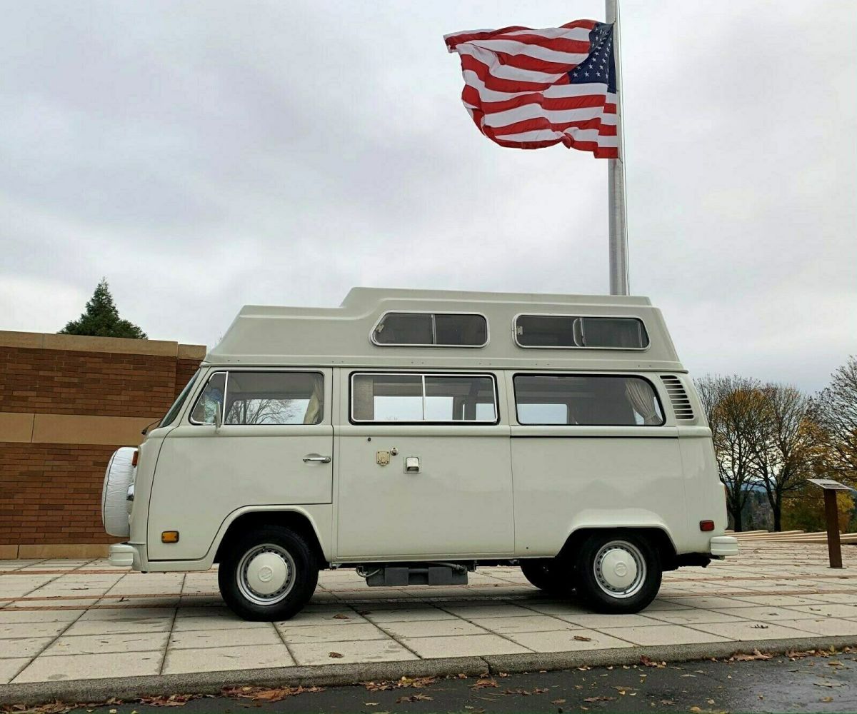 1976 Volkswagen Bus/Vanagon ADVENTURE WAGON CAMPER VAN