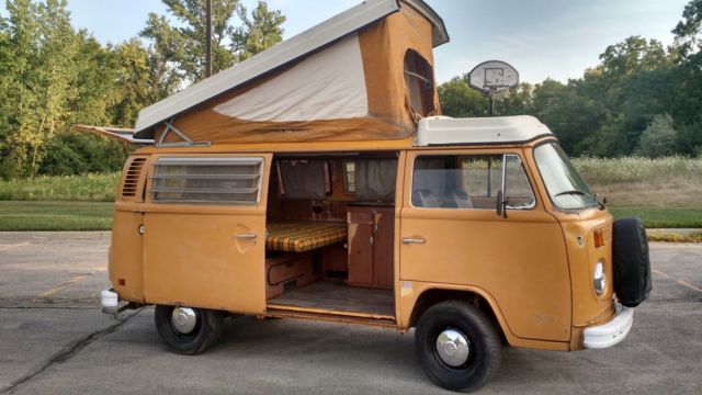 1976 Volkswagen Bus/Vanagon