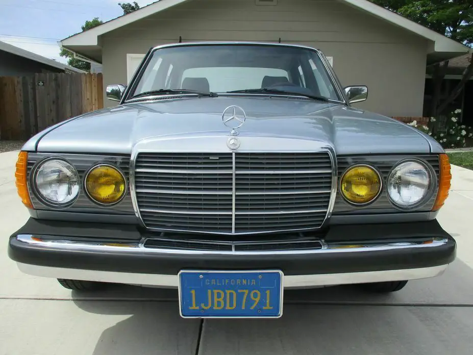 1984 Mercedes-Benz 300-Series Impeccable 300D Turbo Diesel CA Survivor