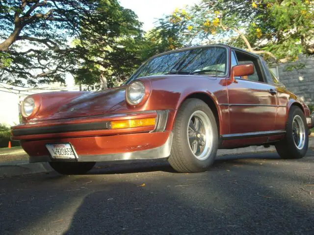 1977 Porsche 911 targa