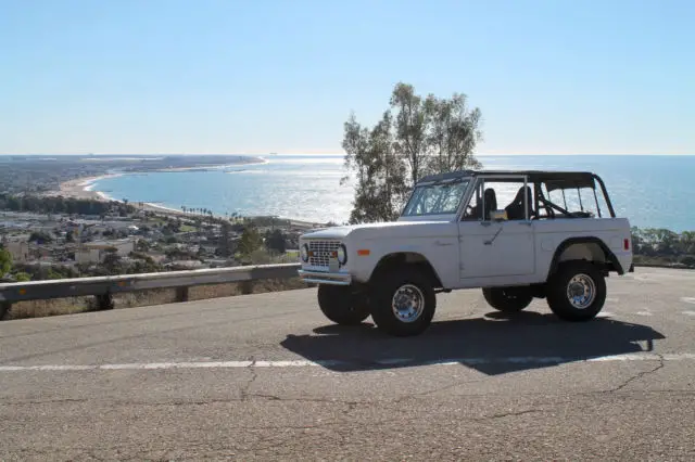 1977 Ford Bronco U-100 Wagon