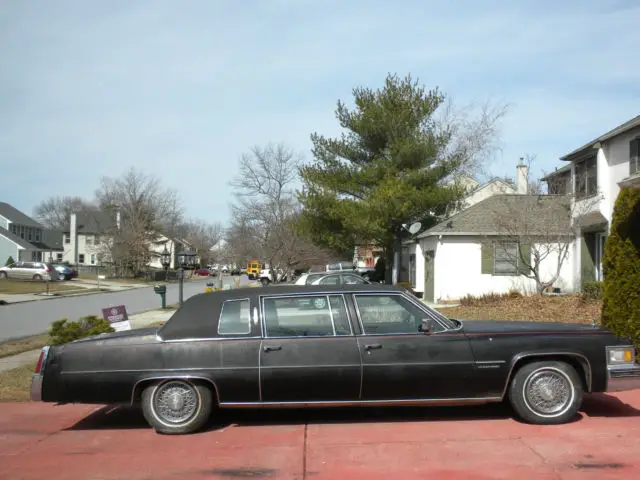 1977 Cadillac Fleetwood Limousine