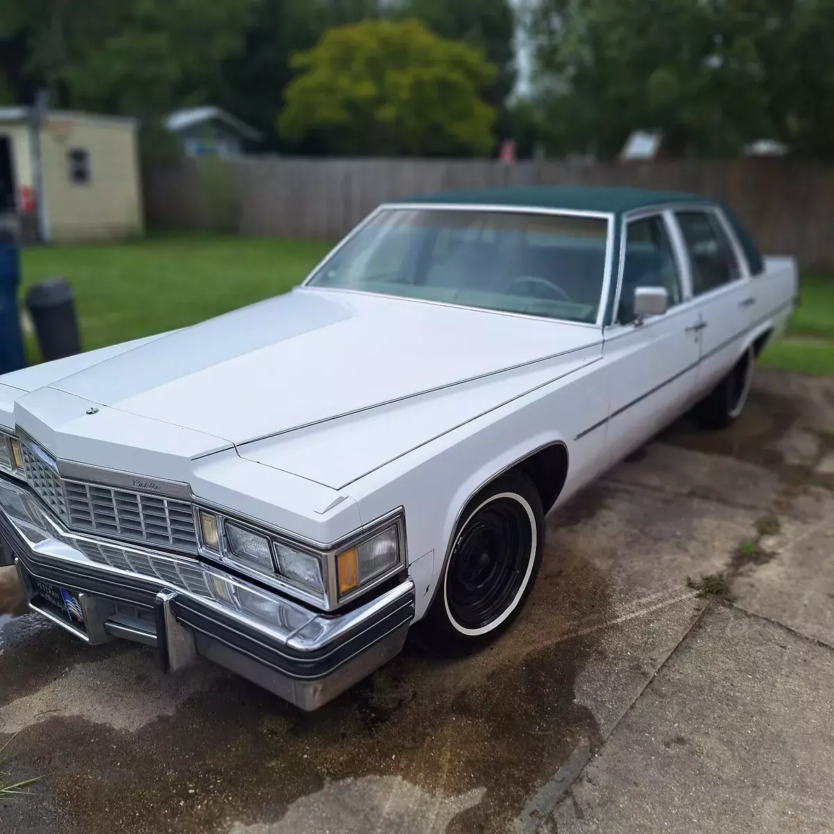 1977 Cadillac DeVille Base