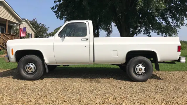 1977 Chevrolet C/K Pickup 2500 Custom Deluxe