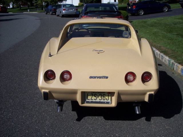 1977 Chevrolet Corvette Base Coupe 2-Door