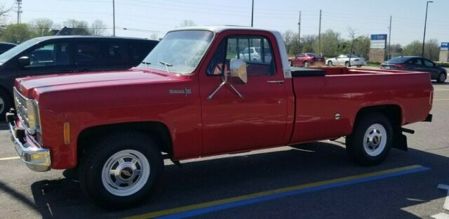 1977 Chevrolet C-10 Fleetside Camper Edition