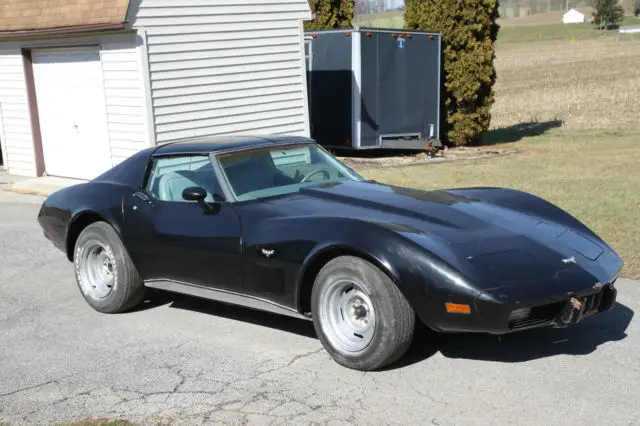 1977 Chevrolet Corvette coupe