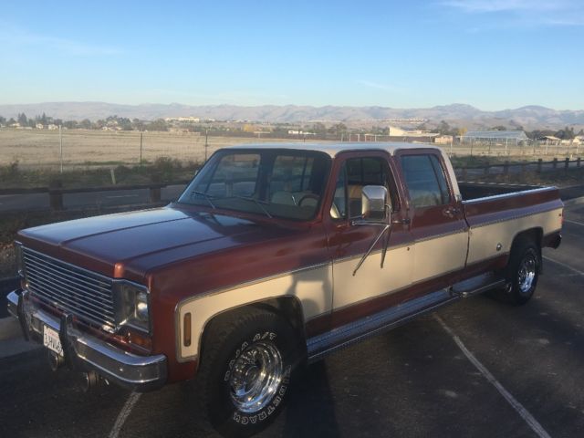 1977 Chevrolet C/K Pickup 2500 Custom  deluxe