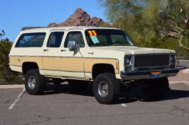 1977 Chevrolet Suburban Silverado