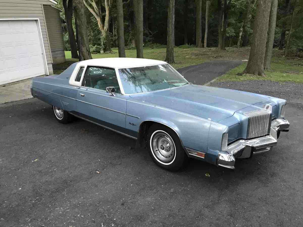 1977 Chrysler New Yorker Brougham coupe