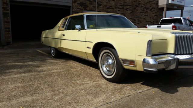 1977 Chrysler New Yorker St-regis Pakage