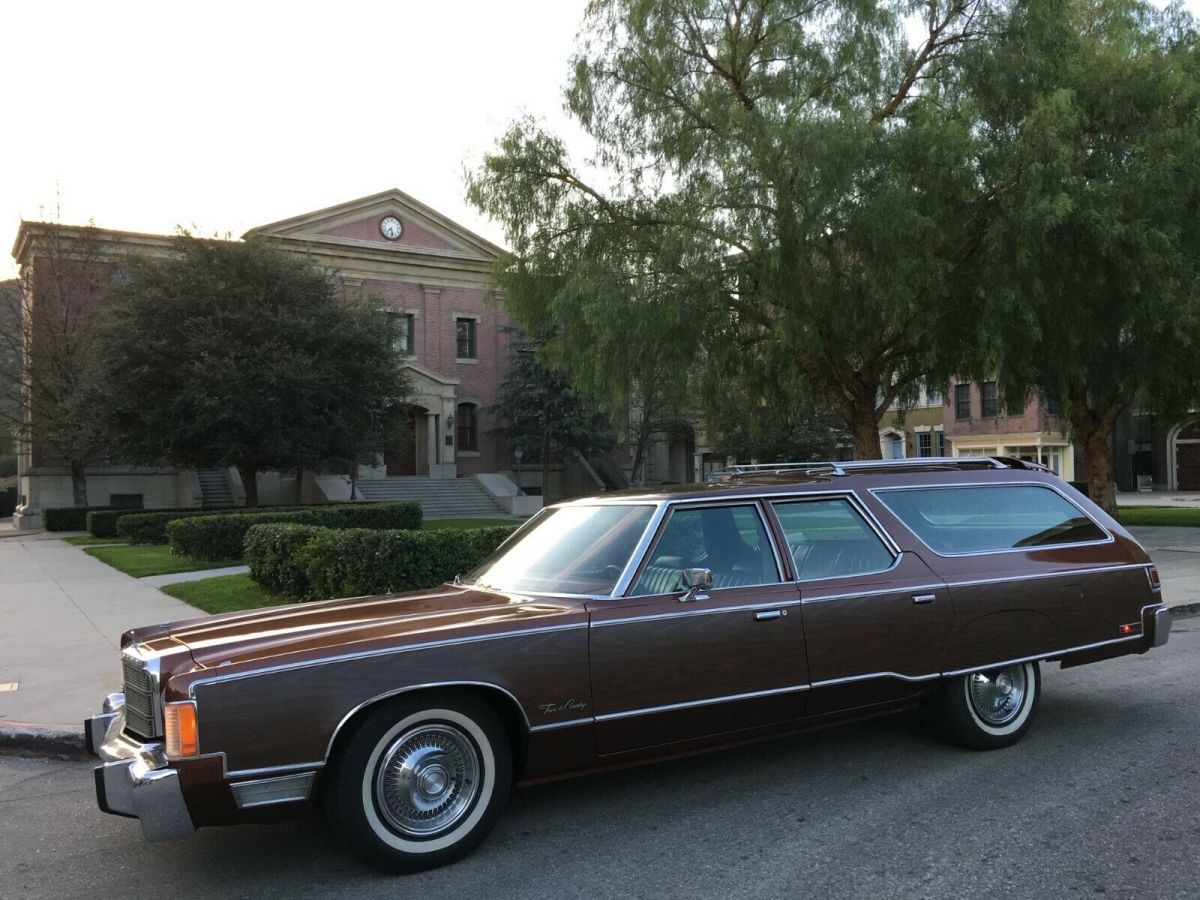 1977 Chrysler Town & Country