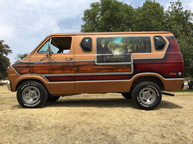 1977 Dodge B200 Van