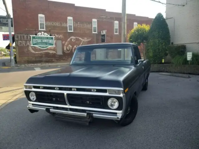 1977 Ford F-100 Custom