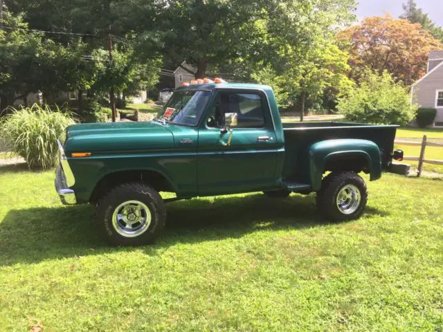 1977 Ford F-150 CUSTOM